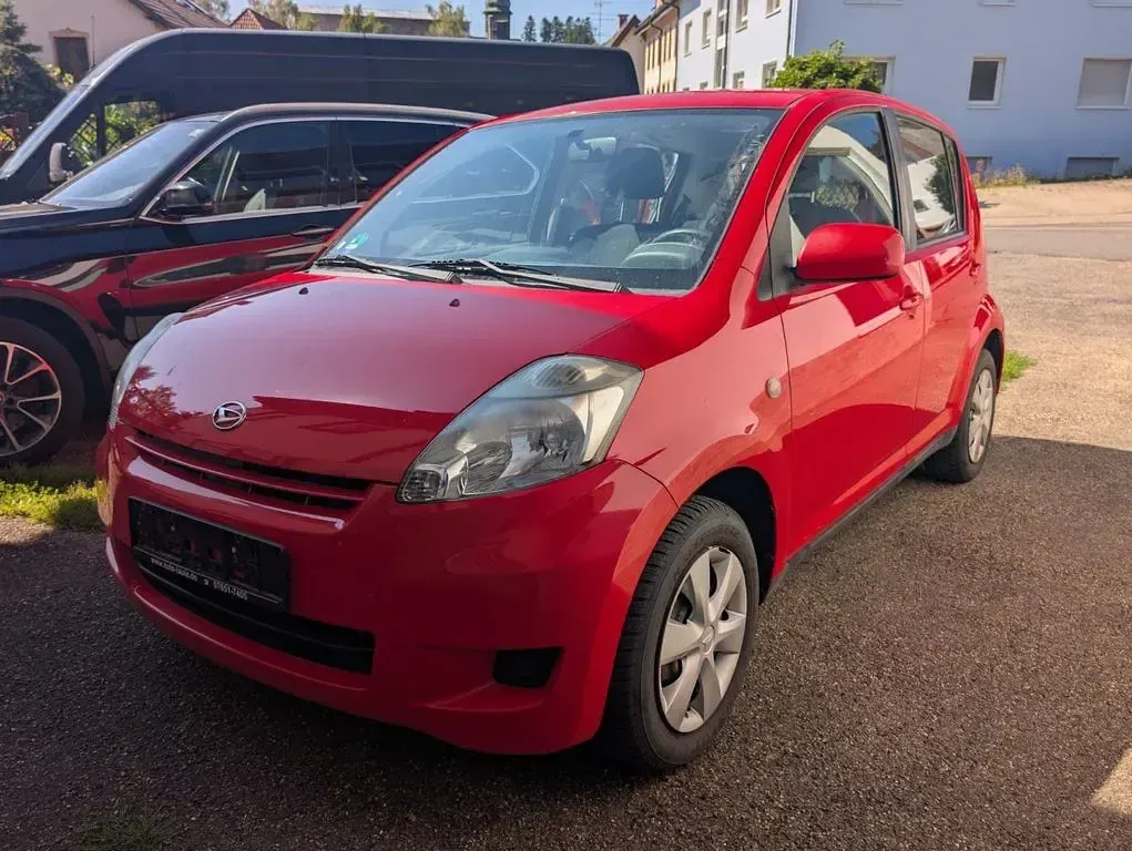 Gebraucht Daihatsu Sirion 69 PS (50 kW) 2007 Rot Kleinwagen