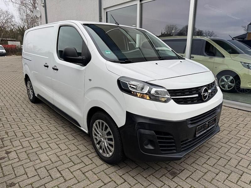Gebraucht Opel Vivaro Edition 120 PS (88 kW) 2021 Weiß Van / Kleinbus