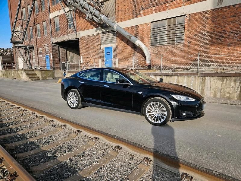 Gebraucht Tesla Model S 309 kW (421 PS) 2013 Schwarz Kleinwagen