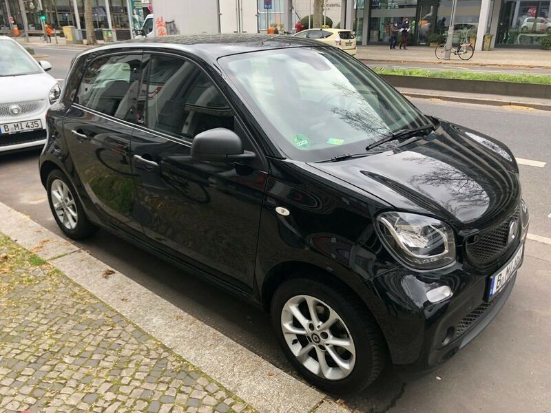 Gebraucht Smart ForFour Passion 71 PS (52 kW) 2017 Schwarz Kleinwagen