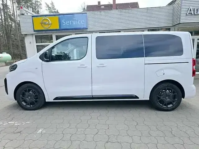 Gebraucht Citroën Spacetourer 177 PS (130 kW) 2025 Kaolin weiß Van / Kleinbus