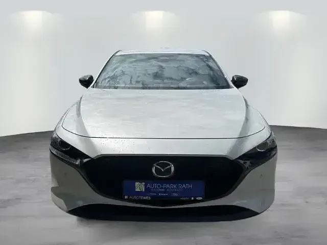 Gebraucht Mazda 3 Homura-Line 150 PS (110 kW) 2023 Ceramic (weiss) Limousine
