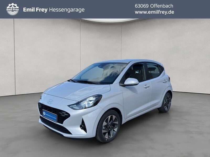 Grau Neu 2025 Hyundai i10 Trend Kleinwagen | 16.690 € (Fairer Preis) - Bild 1/4