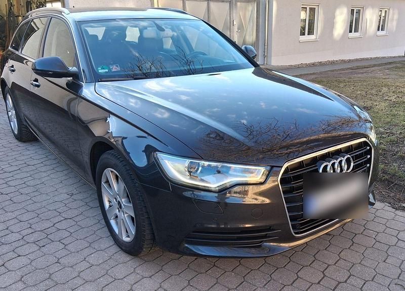 Gebraucht Audi A6 Ambiente 177 PS (130 kW) 2012 Schwarz Kombi