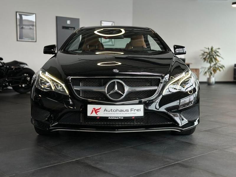 Gebraucht Mercedes E350 306 PS (225 kW) 2013 Schwarz Coupé