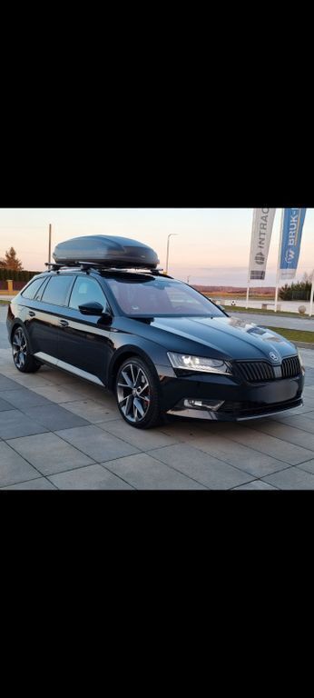 Schwarz Gebraucht 2018 Skoda Superb SportLine Kombi | 17.600 € (Guter Preis) - Bild 1/4