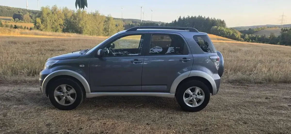 Gebraucht Daihatsu Terios 105 PS (77 kW) 2010 Andere farben SUV