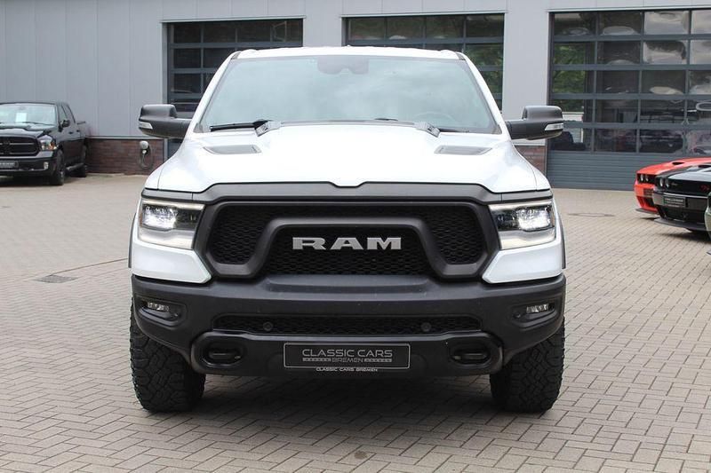 Gebraucht Dodge Ram 401 PS (294 kW) 2020 Weiß Abholung