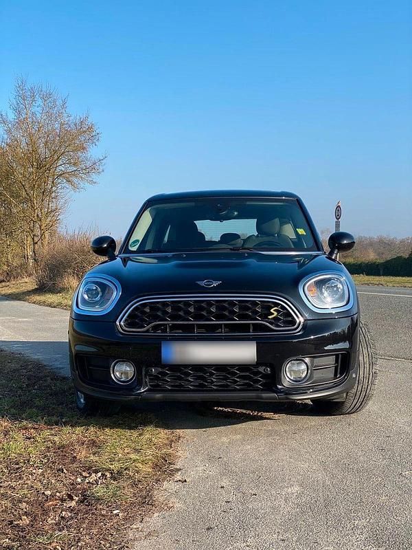 Gebraucht Mini Countryman 136 PS (100 kW) 2019 Schwarz SUV