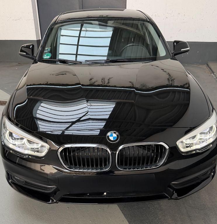 Gebraucht BMW 116 Advantage 109 PS (80 kW) 2015 Schwarz Kleinwagen