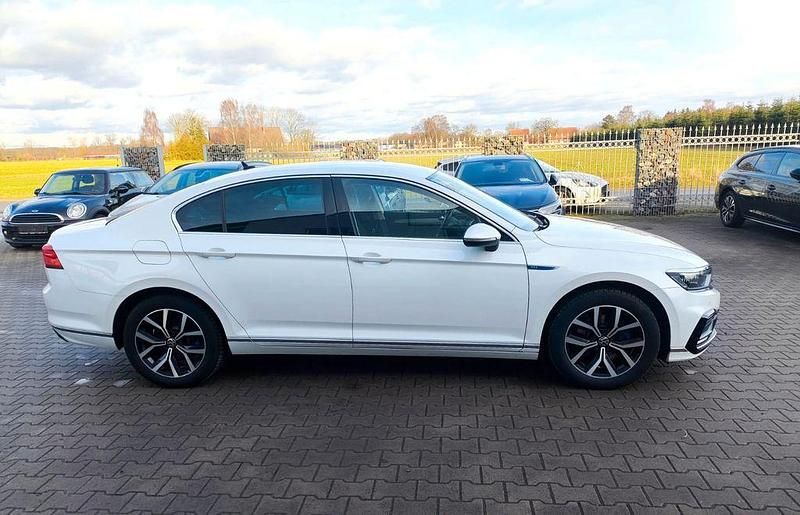 Gebraucht VW Passat GTE 156 PS (114 kW) 2021 Weiß Limousine
