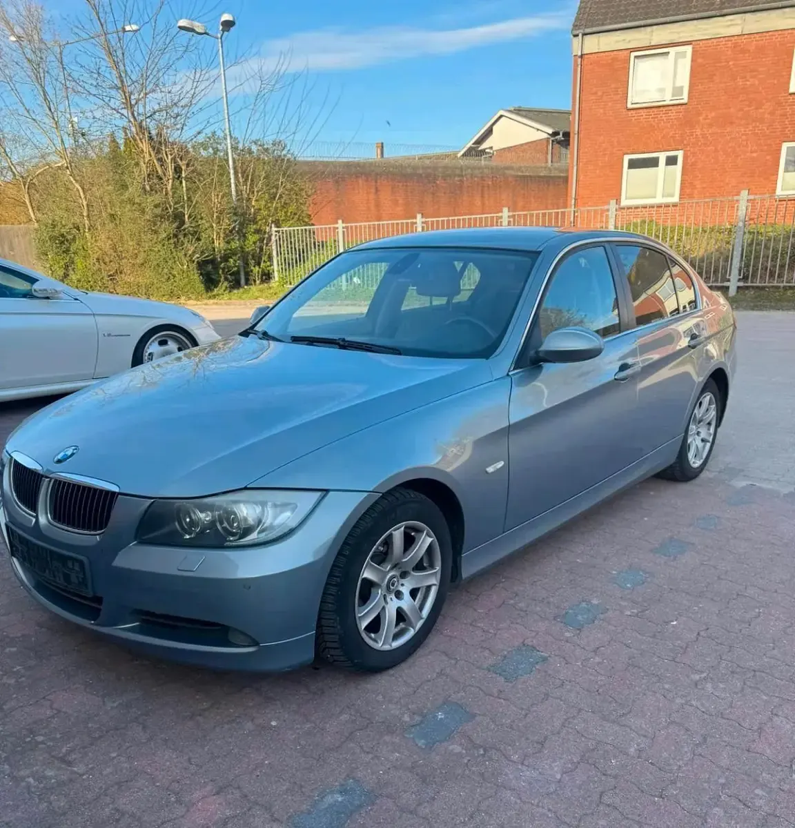 Gebraucht BMW 325 218 PS (160 kW) 2005 Limousine