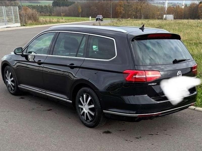 Second-hand VW Passat Highline 190 CP (139 kW) 2016 Negru Break