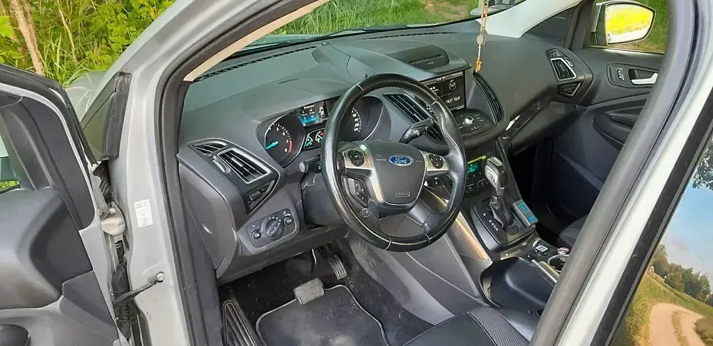 Gebraucht Ford Kuga Titanium 182 PS (133 kW) 2016 Silber SUV