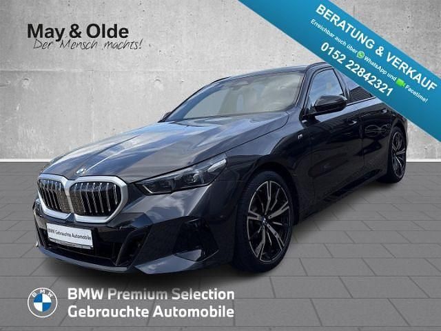 Grau Gebraucht 2025 BMW 520 M Sport Kombi | 48.790 € - Bild 1/4
