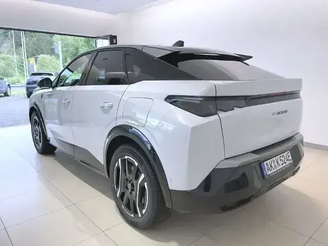 Gebraucht Peugeot e-3008 GT 157 kW (214 PS) 2024 Gruen reflex metfa SUV