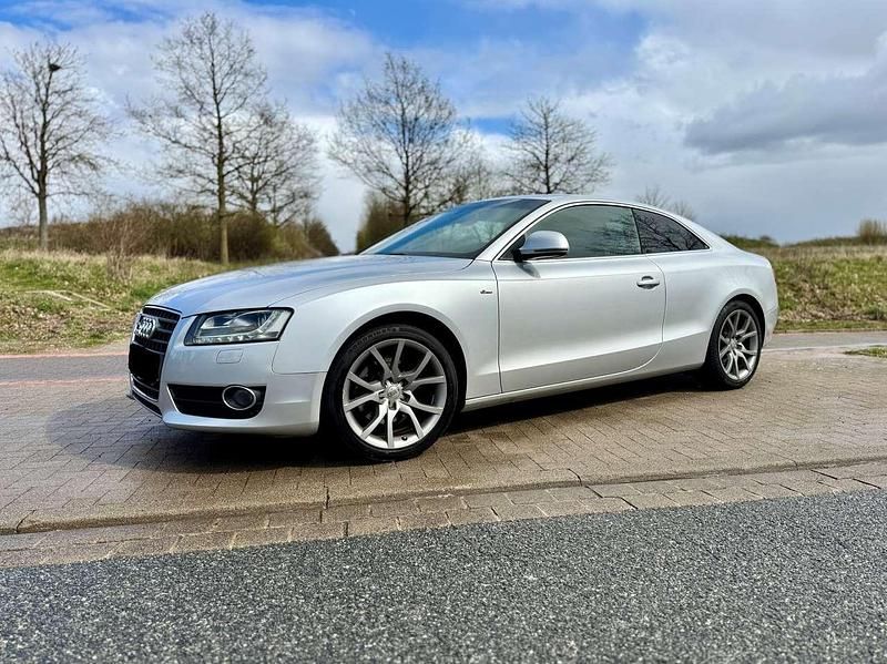 Gebraucht Audi A5 S-Line 180 PS (132 kW) 2009 Silber Coupé