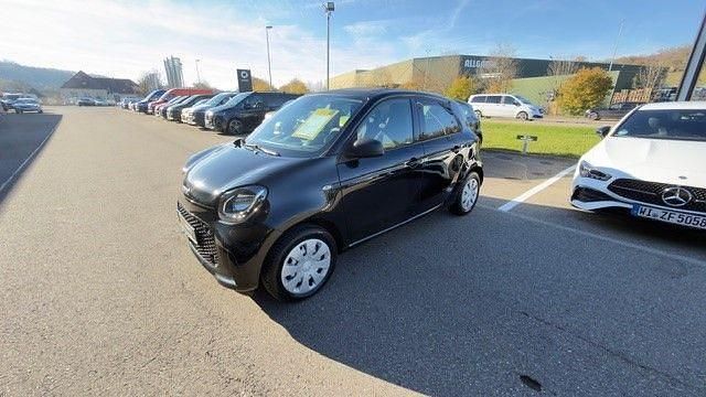 Schwarz Gebraucht 2021 Smart ForFour Electric Drive Limousine | 8.990 € (Guter Preis) - Bild 1/4