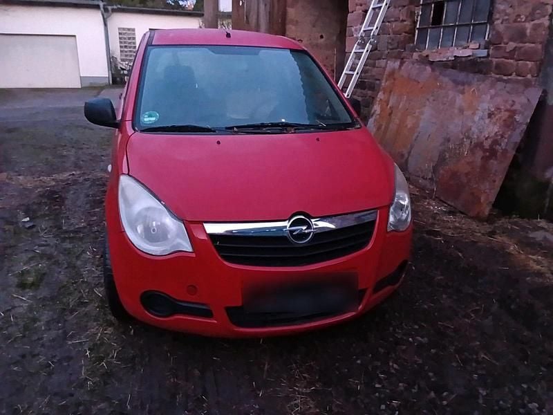 Gebraucht Opel Agila 65 PS (47 kW) 2009 Rot Kleinwagen