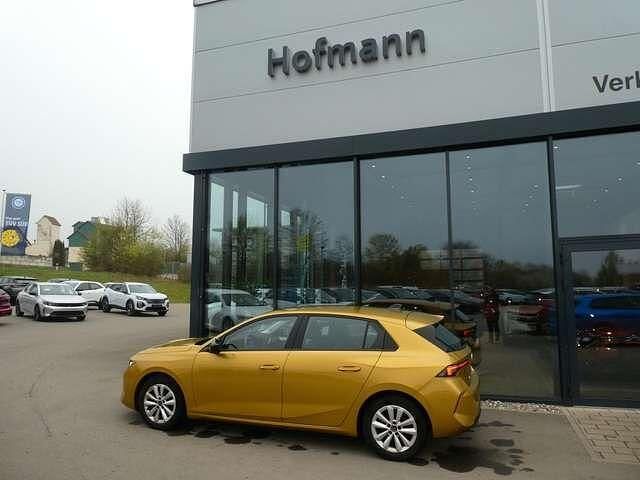 Gebraucht Opel Astra Edition 110 PS (80 kW) 2022 Gelb Limousine