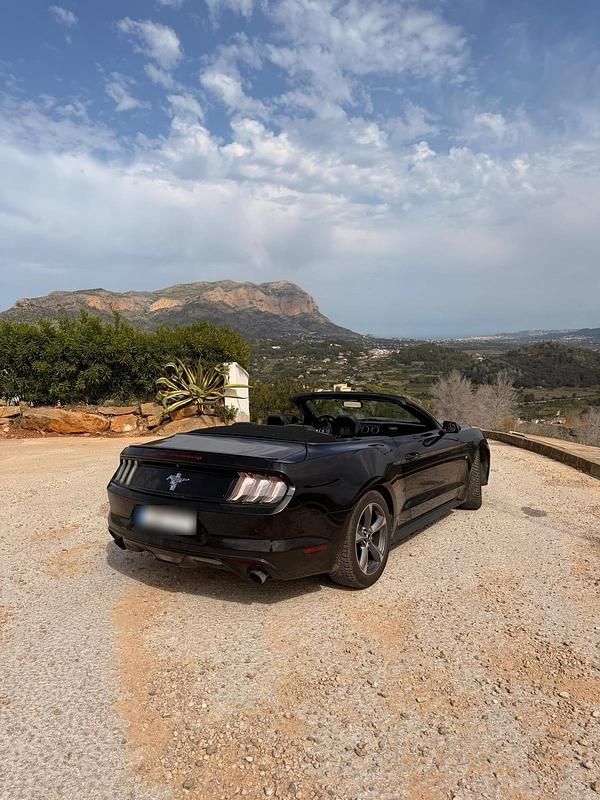 Gebraucht Ford Mustang 307 PS (225 kW) 2015 Schwarz Cabrio