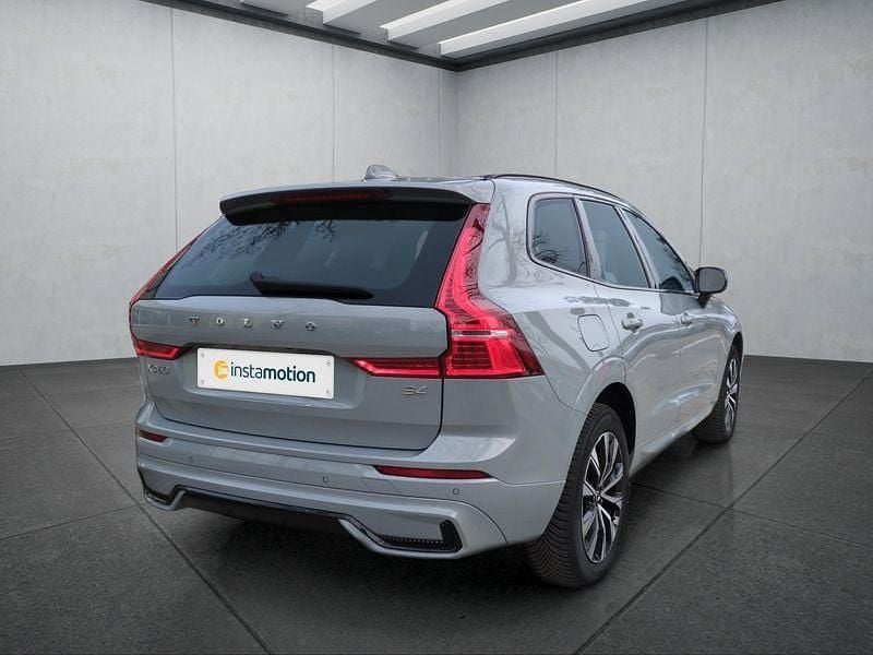 Gebraucht Volvo XC60 Plus 197 PS (144 kW) 2023 Grau SUV