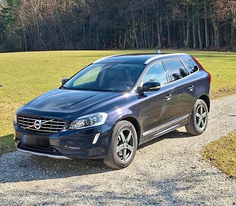 Gebraucht Volvo XC60 220 PS (161 kW) 2016 Blau SUV