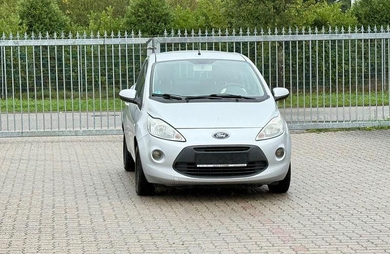 Silber Gebraucht 2010 Ford Ka Titanium Kleinwagen | 1.499 € (Guter Preis) - Bild 1/4