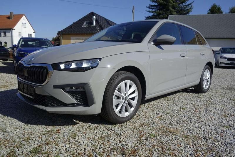 Steelgrau Gebraucht 2024 Skoda Scala Selection Kleinwagen | 21.900 € (Fairer Preis) - Bild 1/4