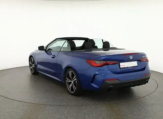 Gebraucht BMW 420 Cabriolet M Sport 184 PS (135 kW) 2023 Blau Cabrio