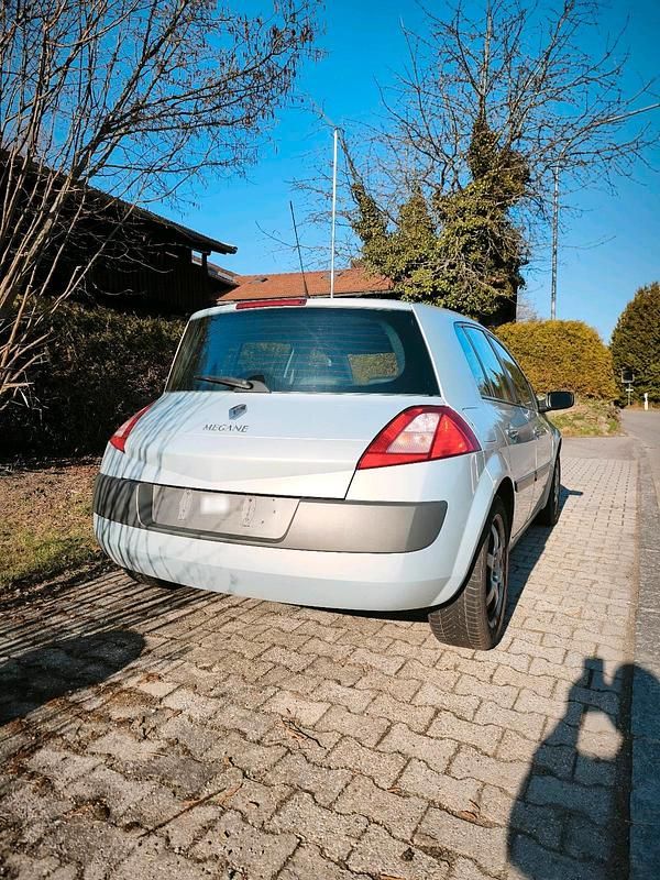 Gebraucht Renault Mégane II 135 PS (99 kW) 2003 Silber Kleinwagen