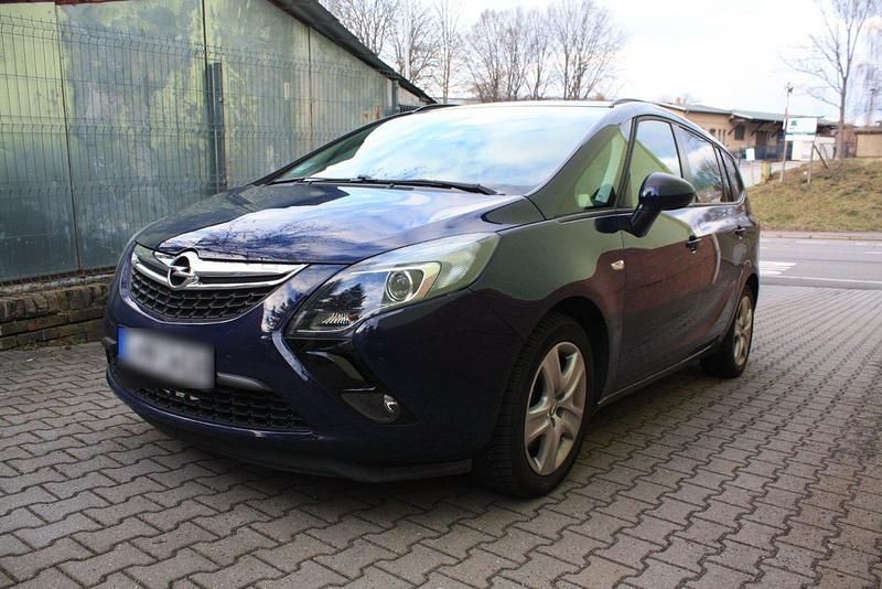 Blau Gebraucht 2015 Opel Zafira Van / Kleinbus | 6.690 € (Guter Preis) - Bild 1/4