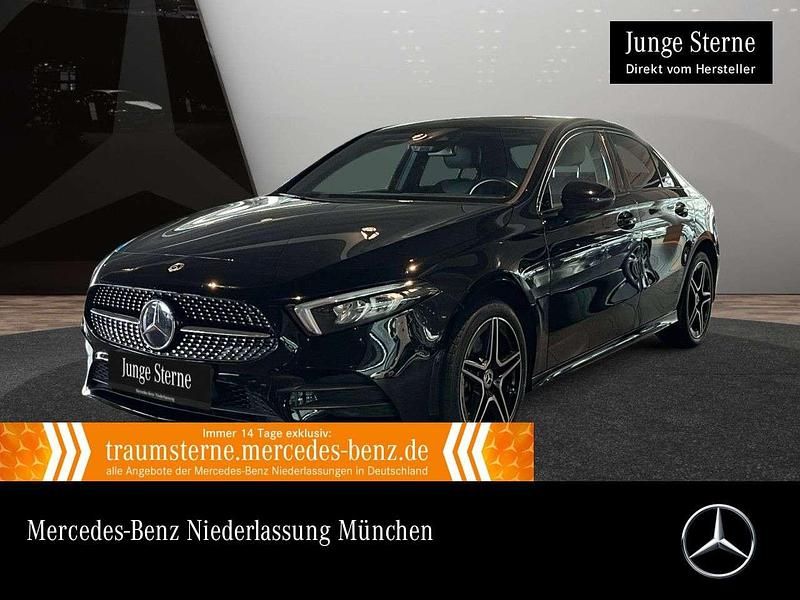 Schwarz Gebraucht 2022 Mercedes A250 AMG Limousine | 26.990 € (Fairer Preis) - Bild 1/3