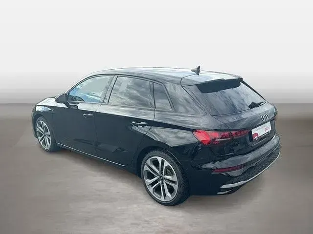 Gebraucht Audi A3 Ambiente 150 PS (110 kW) 2025 Mythosschwarz metallic Limousine