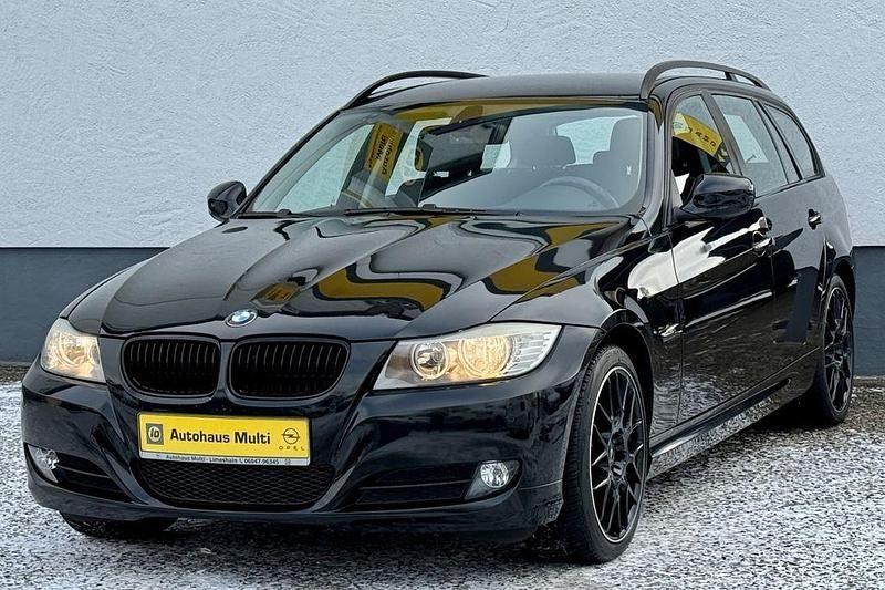 Gebraucht BMW 318 Comfort Edition 143 PS (105 kW) 2009 Schwarz Kombi