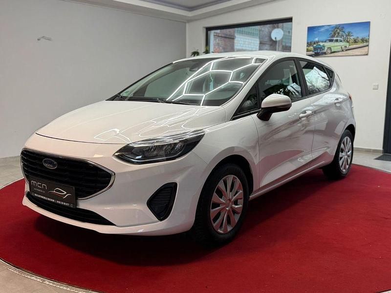 Gebraucht Ford Fiesta Cool & Connect 75 PS (55 kW) 2022 Weiß Kleinwagen
