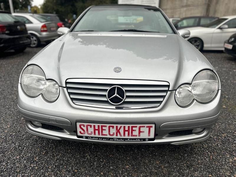 Gebraucht Mercedes C200 163 PS (119 kW) 2001 Silber Coupé