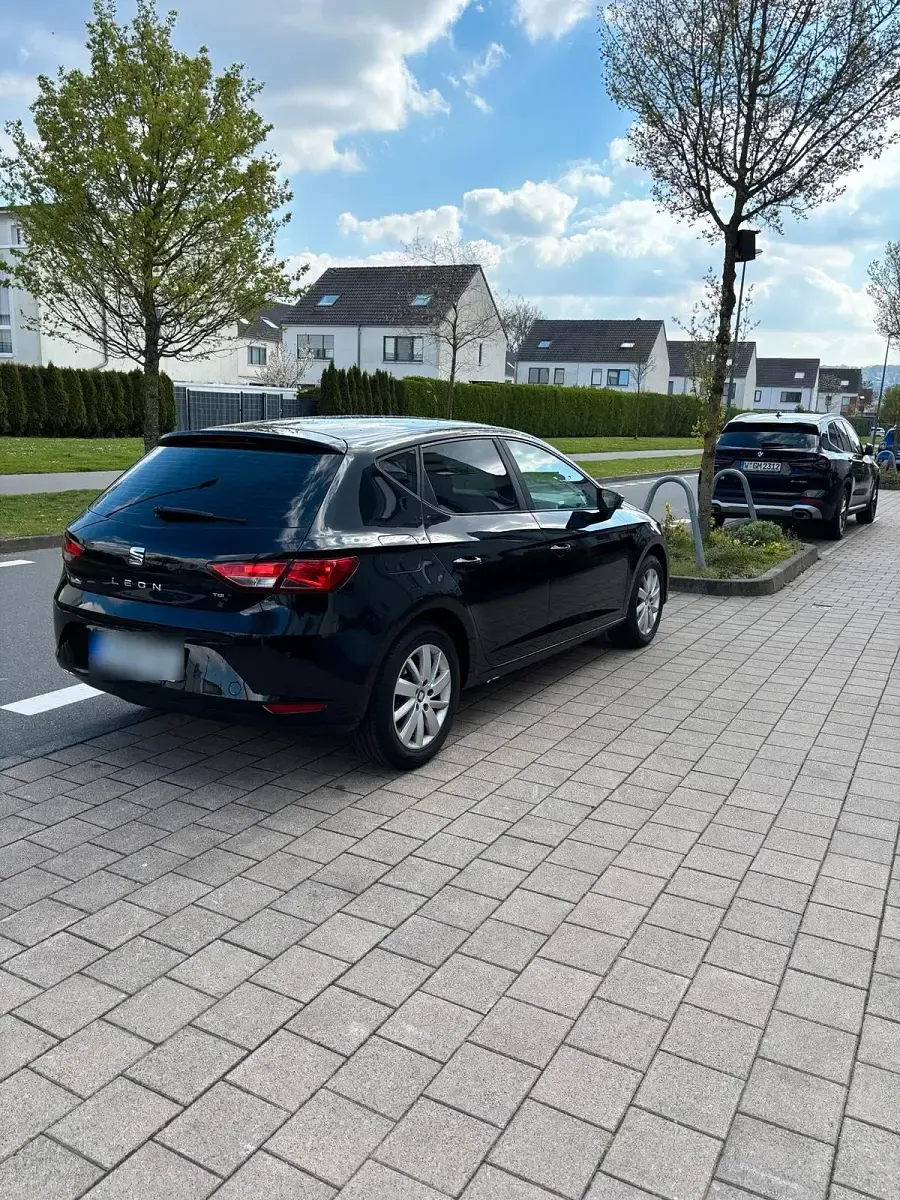 Gebraucht Seat Leon 105 PS (77 kW) 2014 Schwarz Limousine
