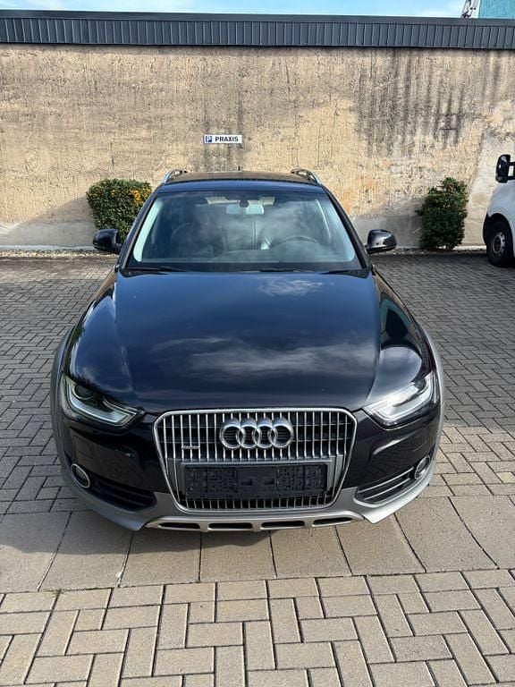 Schwarz Gebraucht 2015 Audi A4 Allroad S-Line Kombi | 14.400 € (Fairer Preis) - Bild 1/4