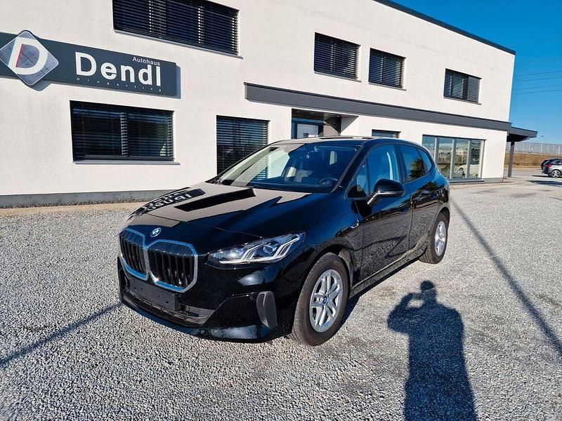 Gebraucht BMW 225 Active Tourer Sport Line 245 PS (180 kW) 2022 Schwarz uni Van / Kleinbus