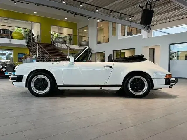Gebraucht Porsche 911 207 PS (152 kW) 1986 Weiß Cabrio