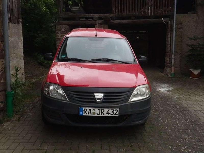 Rot Gebraucht 2009 Dacia Logan MCV Kombi | 500 € (Guter Preis) - Bild 1/4