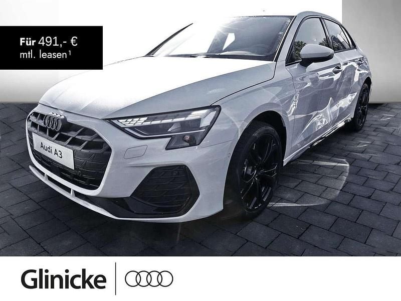 Gletscherweiß metallic Gebraucht 2025 Audi A3 S-Line Limousine | 39.125 € (Fairer Preis) - Bild 1/3