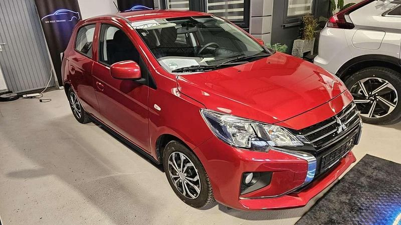 Usado Mitsubishi Space Star Plus 71 HP (52 kW) 2022 Vermelho Citadino