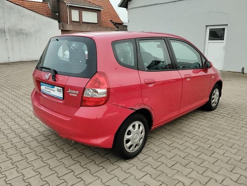 Gebraucht Honda Jazz 77 PS (56 kW) 2008 Rot Kleinwagen