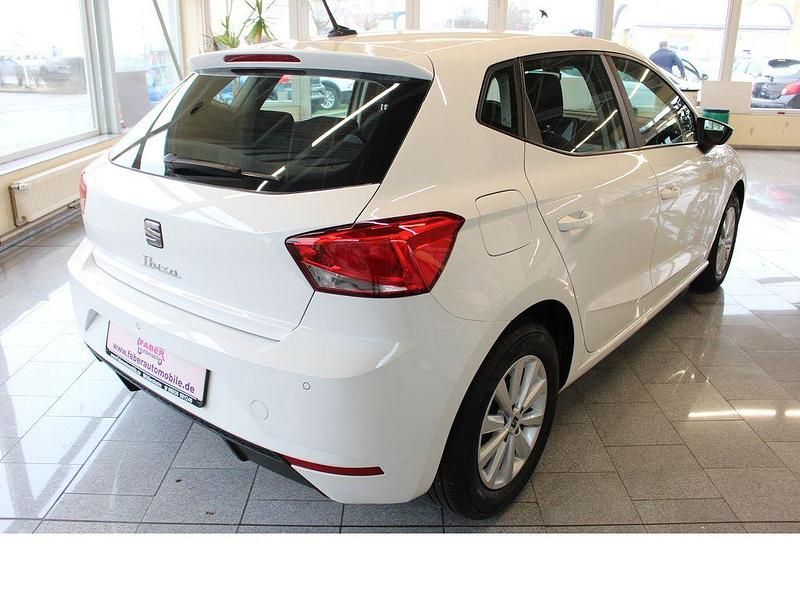Gebraucht Seat Ibiza Style 95 PS (69 kW) 2022 Weiß Limousine