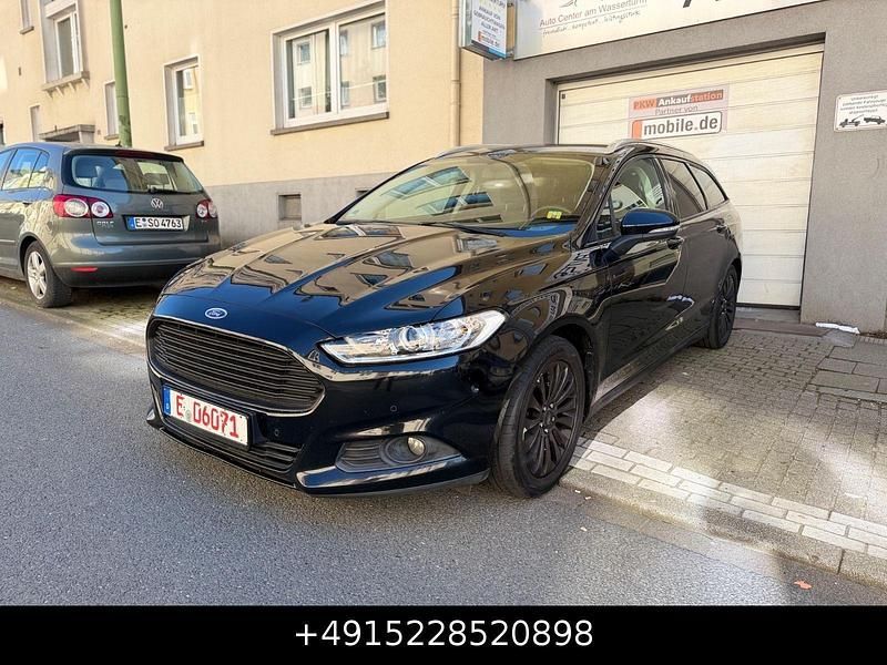 Gebraucht Ford Mondeo Trend 150 PS (110 kW) 2014 Schwarz Kombi
