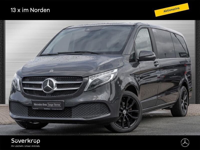 Grau Gebraucht 2020 Mercedes V220 Van / Kleinbus | 42.890 € (Teuer) - Bild 1/4