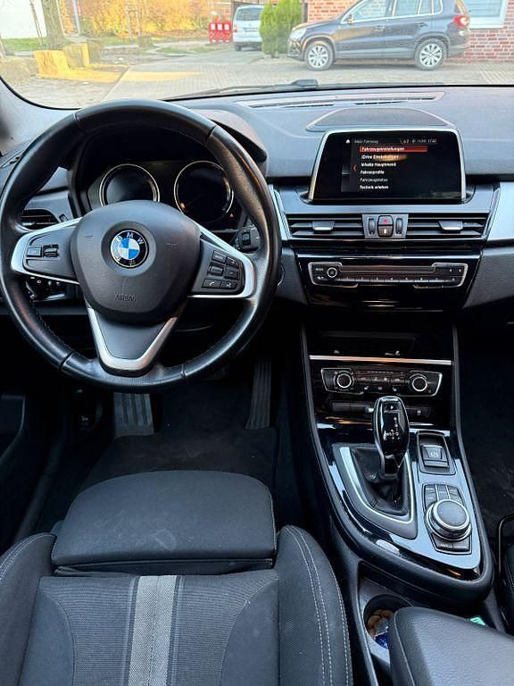 Gebraucht BMW 218 Performance 150 PS (110 kW) 2018 Schwarz Kombi