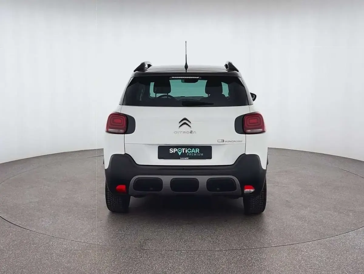 Gebraucht Citroën C3 Aircross Shine 131 PS (96 kW) 2023 Weiß SUV